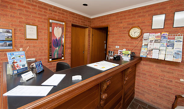 Contact Us for Accommodation in Wagga Wagga NSW